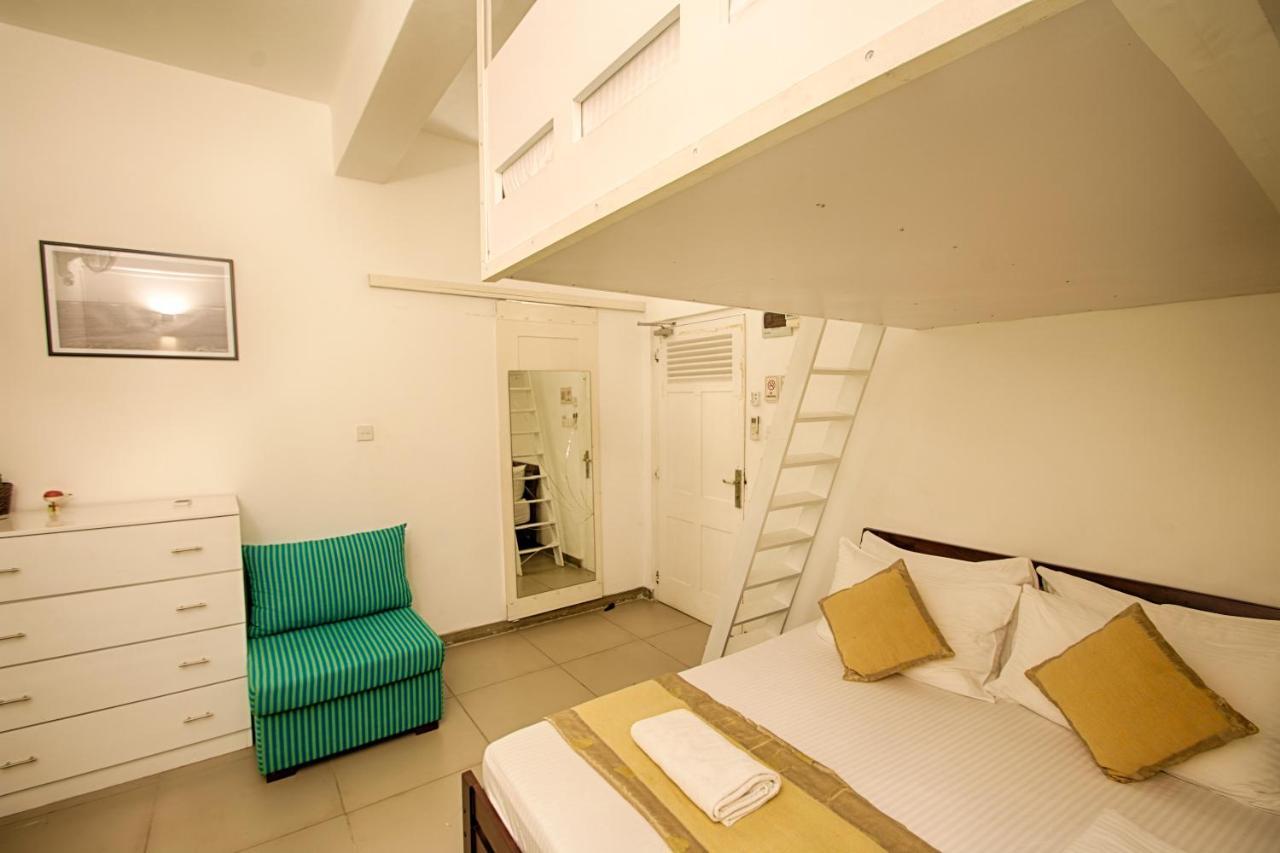 My Story Hostel Коломбо Екстер'єр фото